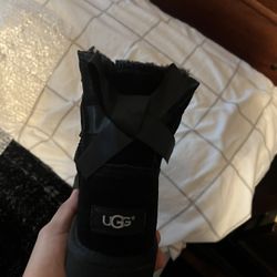 Mini Bailey Bow ll Size 6 NEW women