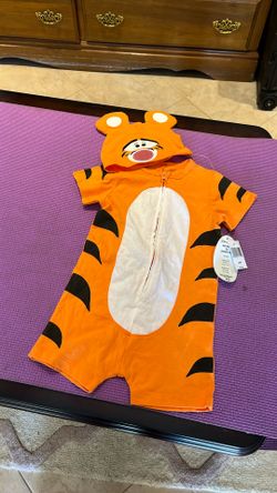 Tigger Onesie (24 Month) - ($30)
