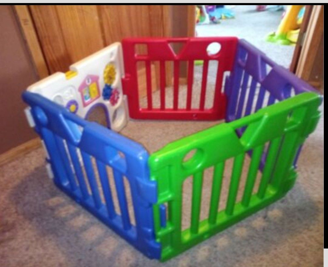 Vtg 1992 Today's Kids Play Yard Playland Enclosed Environment 5 Panels Gate USA