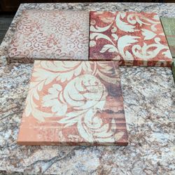 Assorted Canvas Pictures