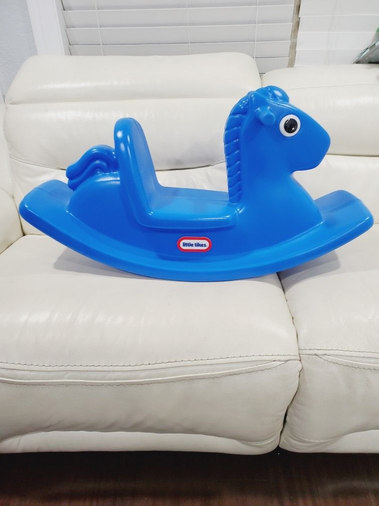 Little Tikes Rocking Horse. Toddler Rocking Toy with Easy Grip Handles & Stable Saddle. Durable, Stable, Kid-Safe Toy for Indoor or Outdoor. Blue Rock