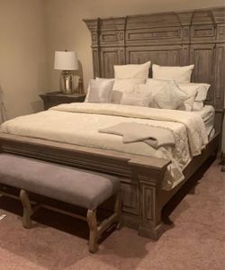 Lavish bedroom furniture