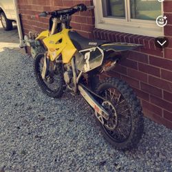2003 RM 125 