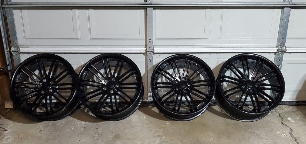  Set of Black 20" Rohana Concave Wheels
