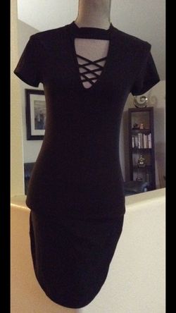 Women's sexy little black dress cut out Sz small short sleeve bodycon