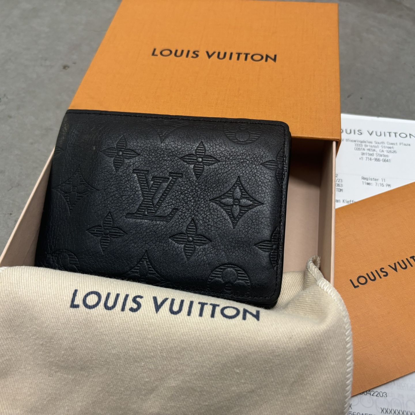 Black Louis Vuitton Wallet Used