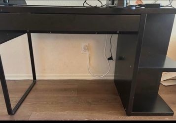 Office Desk w Center Drawer & 4 Side Cubbies