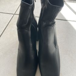 BOTAS DE MUJER SIZE 7 NUEVAS