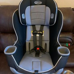 GRACO CAR SEAT 💺 10 POSITIONS 