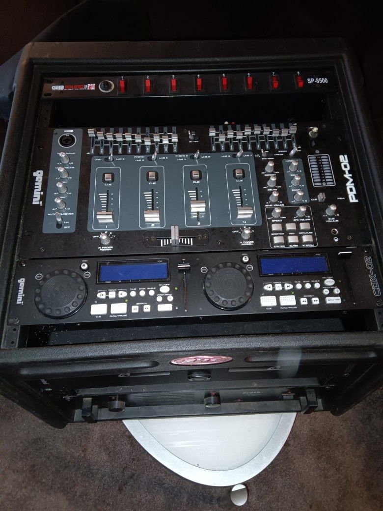 DJ Mixer With Dual CD PLAYERs Equalizer Mixer And More 