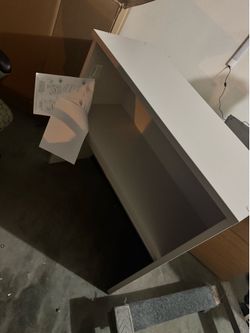 Books shelf