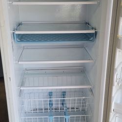 Kenmore Elite StandUp Freezer 20 Cu. Ft.