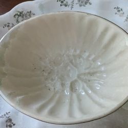 Antique Mold Beautiful No Chips Or Cracks 