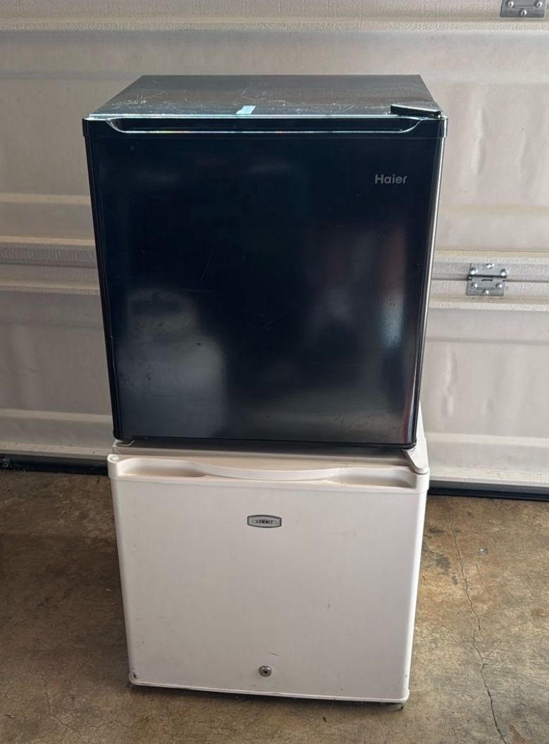 Mini fridge , the black one has been sold