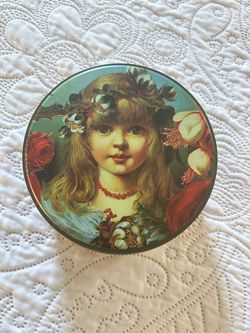 Jewelry box