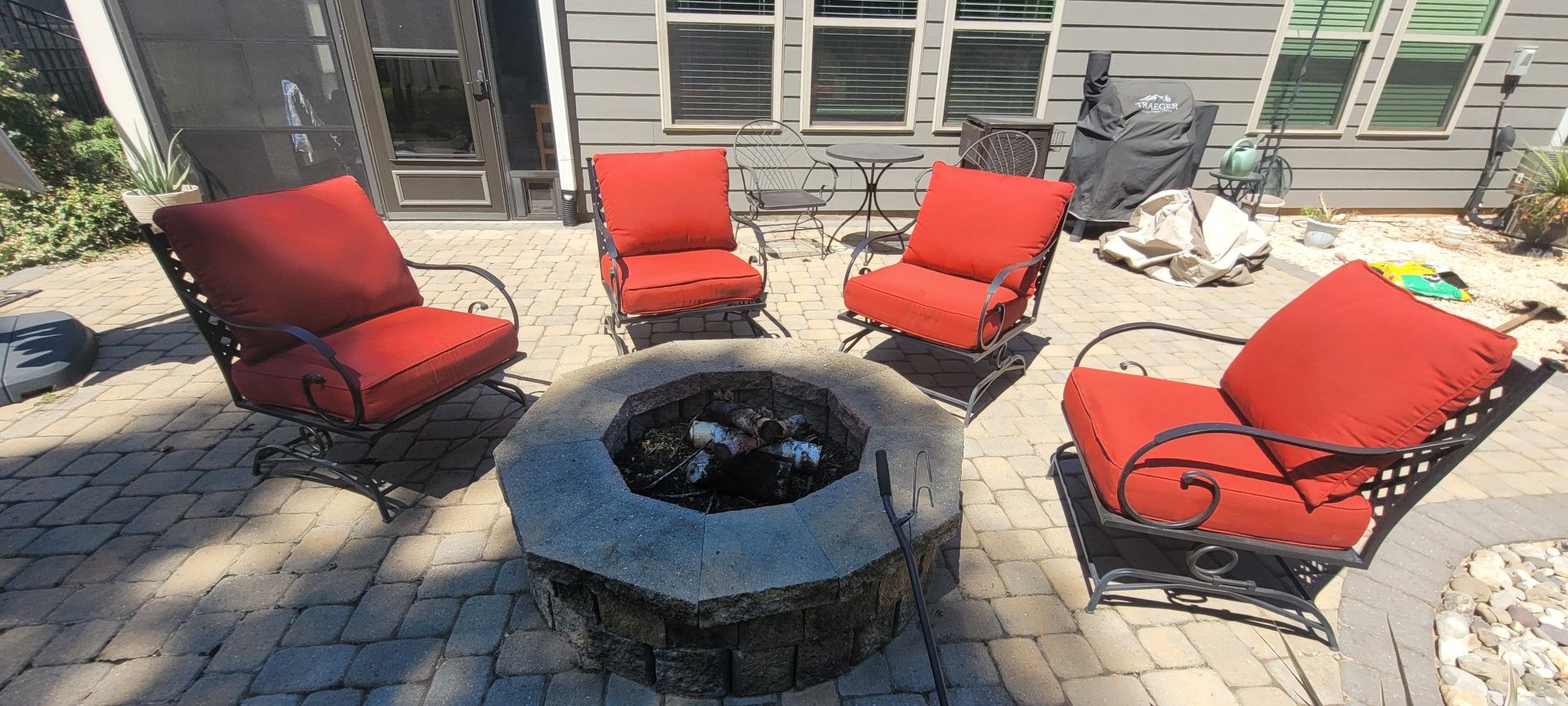 Set of 4 Deep Seat Rockers And Cushions