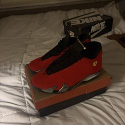 ferrari 14s