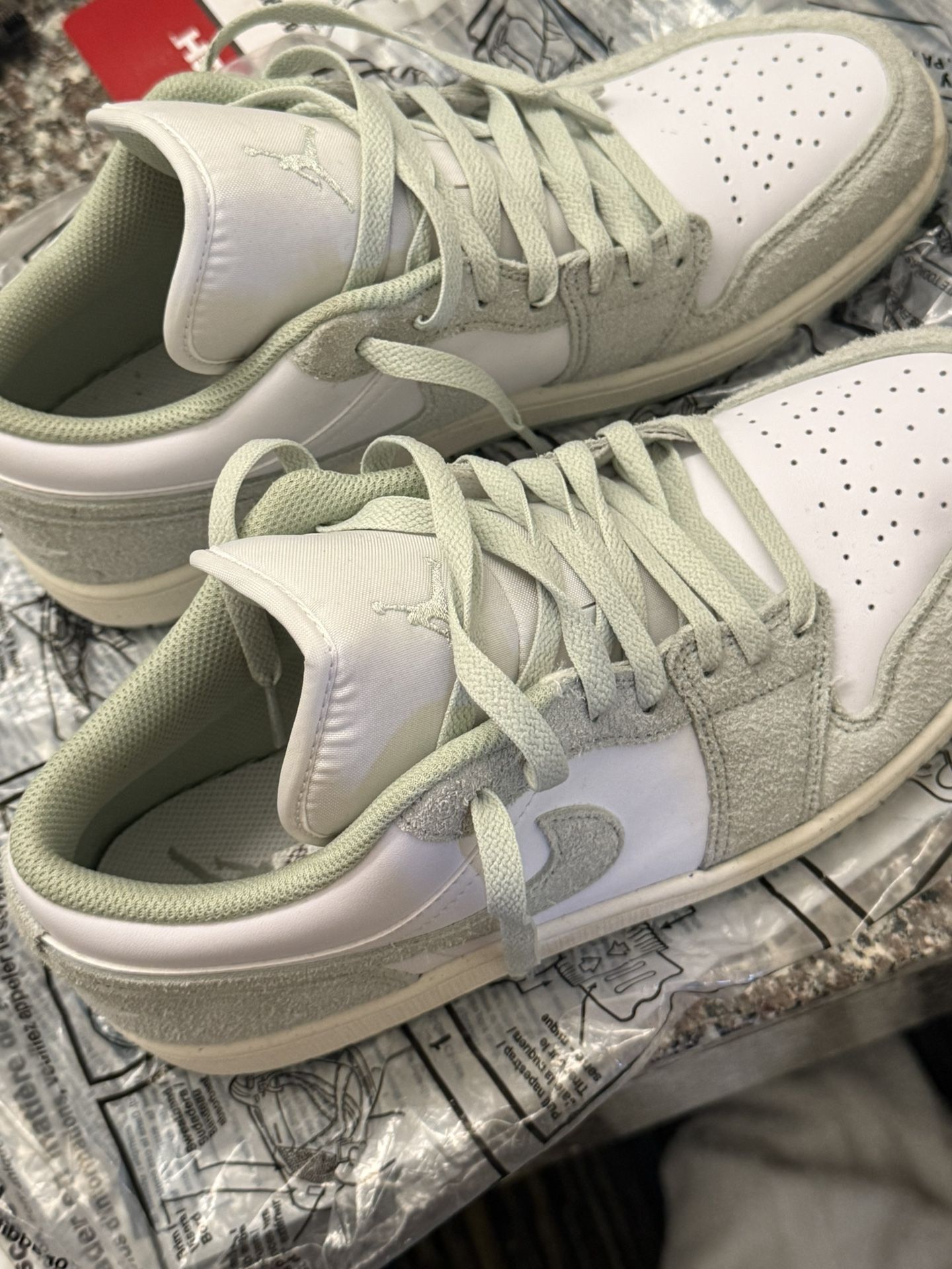 Jordan 1s Low