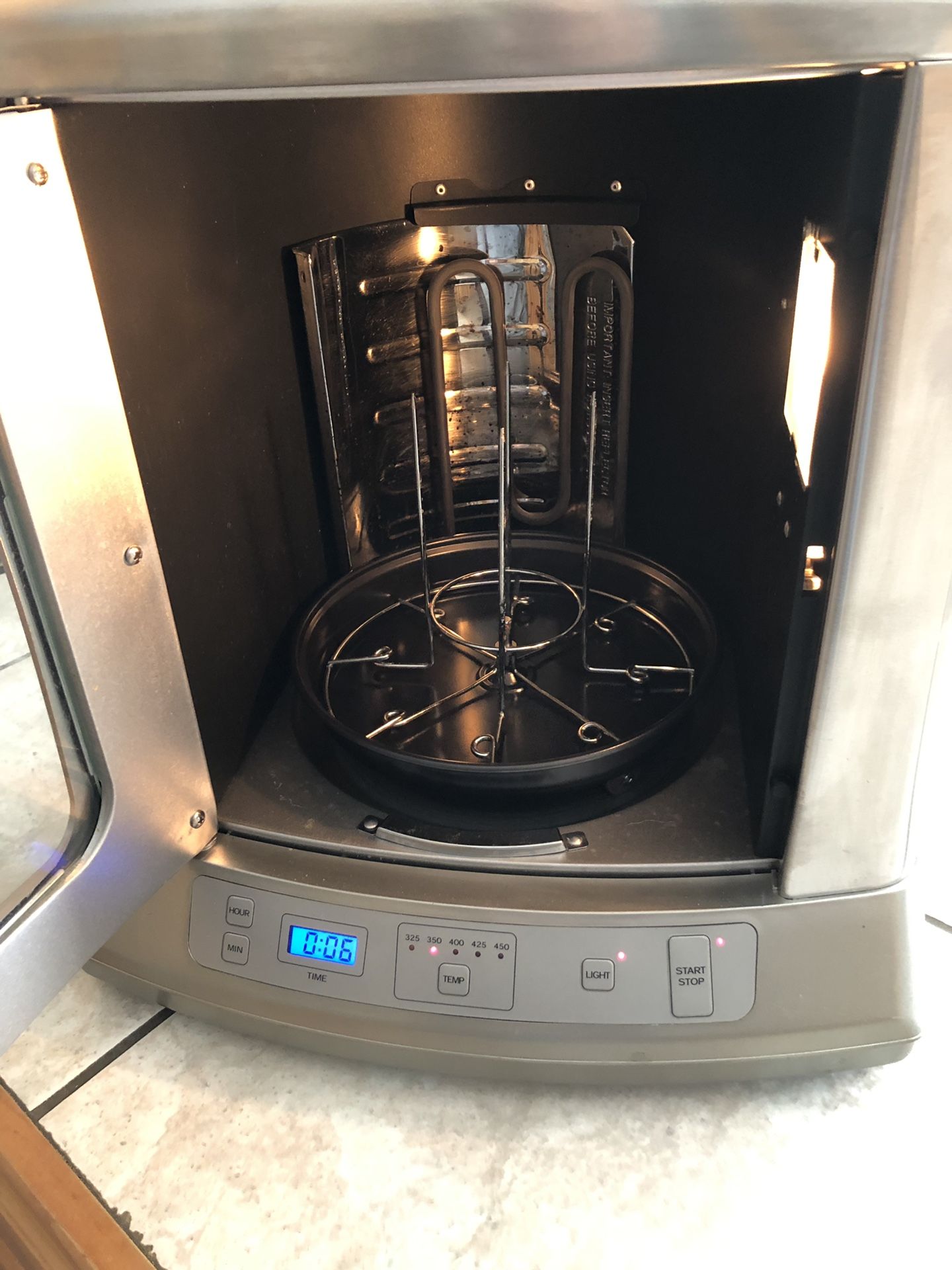 Cuisinart vertical rotisserie CVR1000 for Sale in New Iberia, LA OfferUp