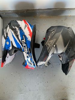 Dirt bike helmet
