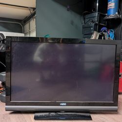 Vizio 37" 1080p TV (Model E370VA)