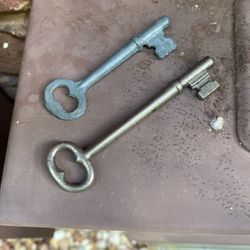 Old Skelton Keys 5 Each