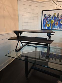 PrimeCables Sit Stand Riser Table