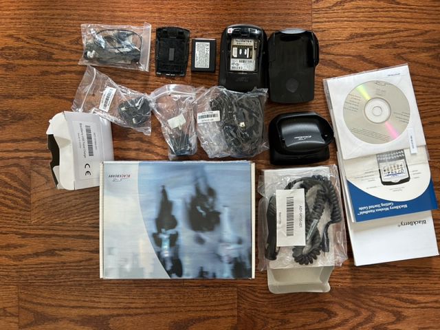 Blackberry 7290 In Orig Box With Accessories