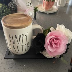 Rae Dunn Happy Easter 🐣 Mug