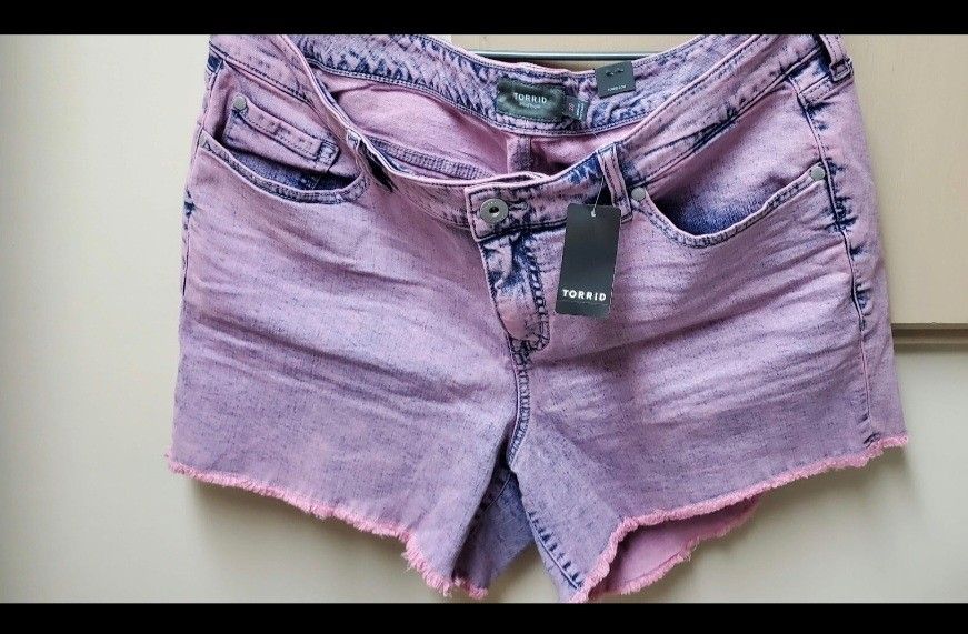 Woman's Shorts