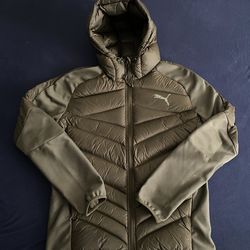 Men’s Puma Jacket size L (brand new)