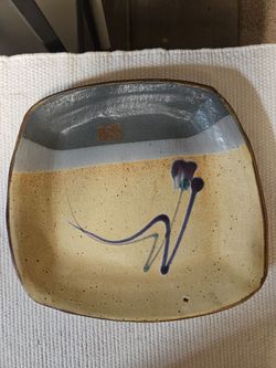 Pottery Tray or Casserole, new, giftable, use or for decorating $10.00 or 3 for 25.00