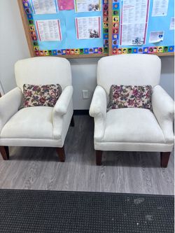 2 office chairs
