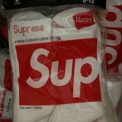 supreme socks 