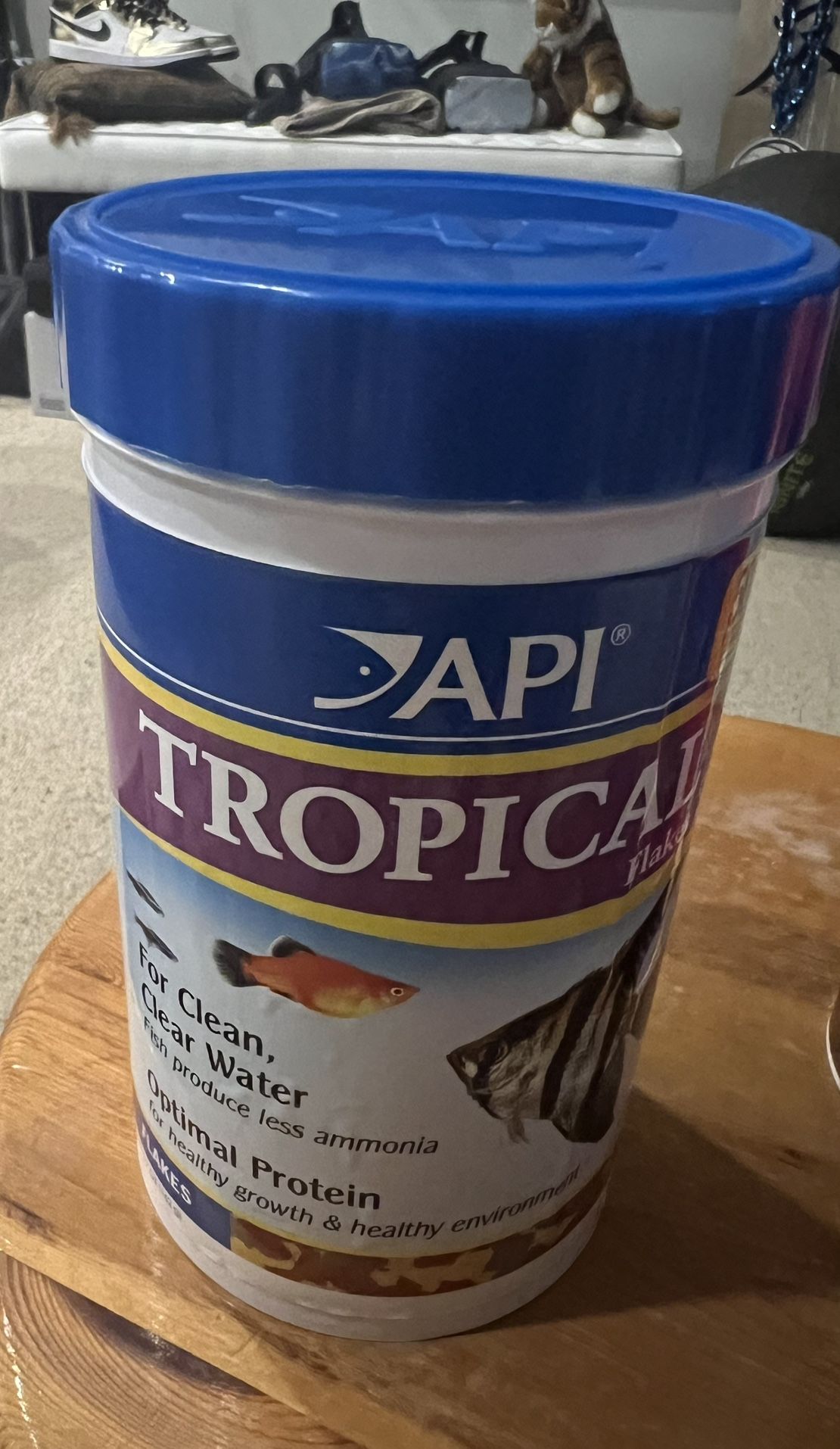 Tropical Fish Food Flakes 5.7 OZ