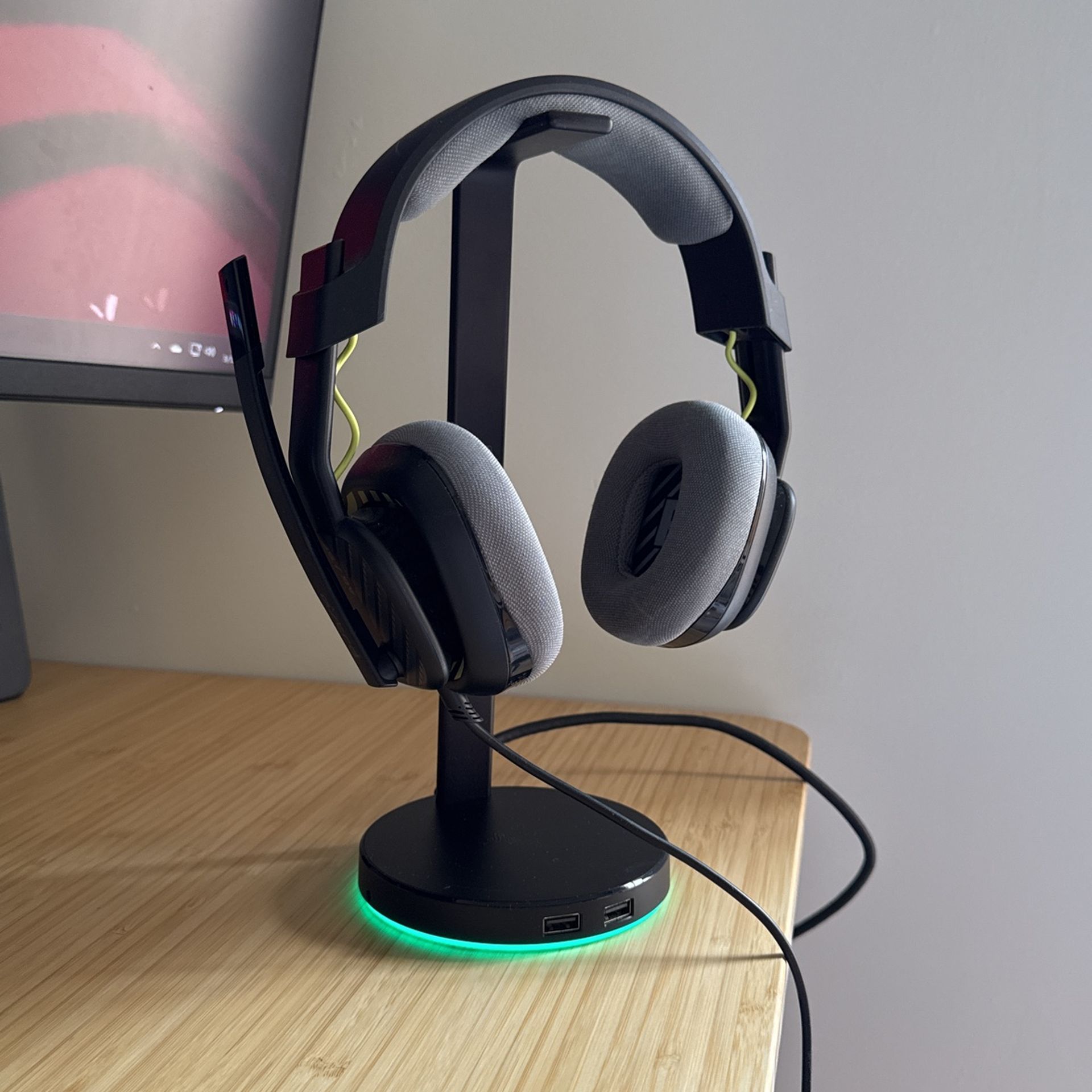 Razer Base Station