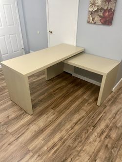 Extendable Office Work Desk