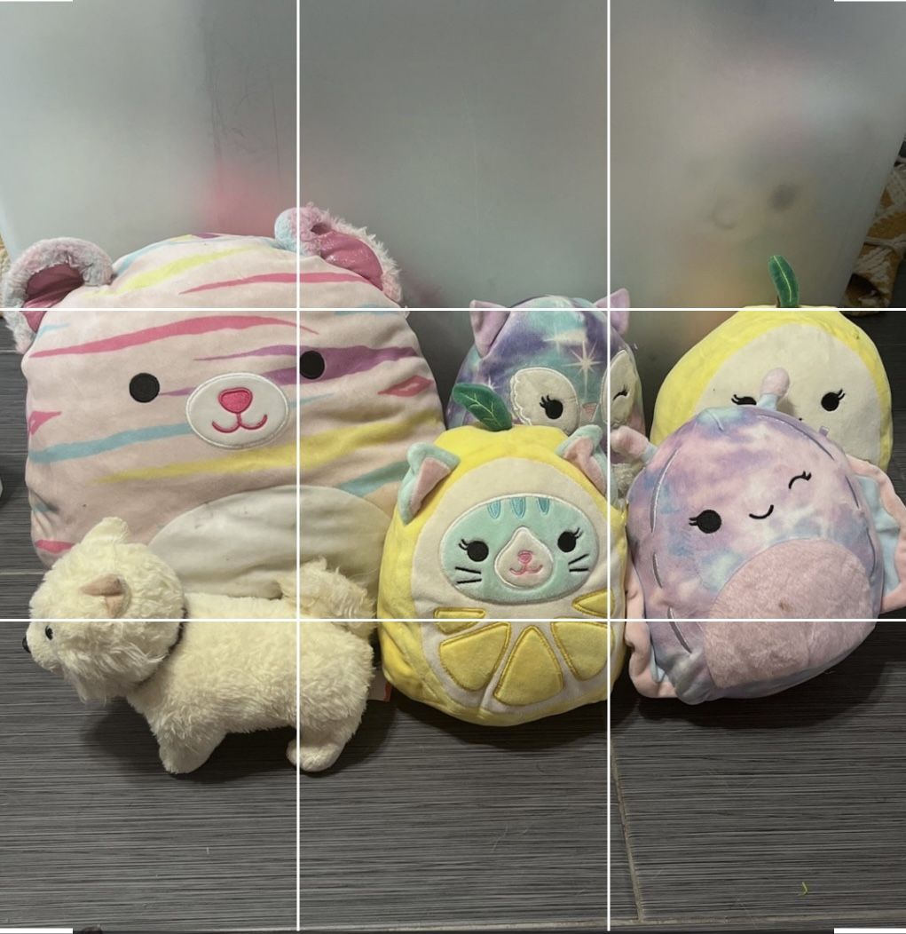 Squish mellows Plushies