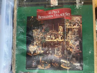 48 Piece Bethlehem Village Set