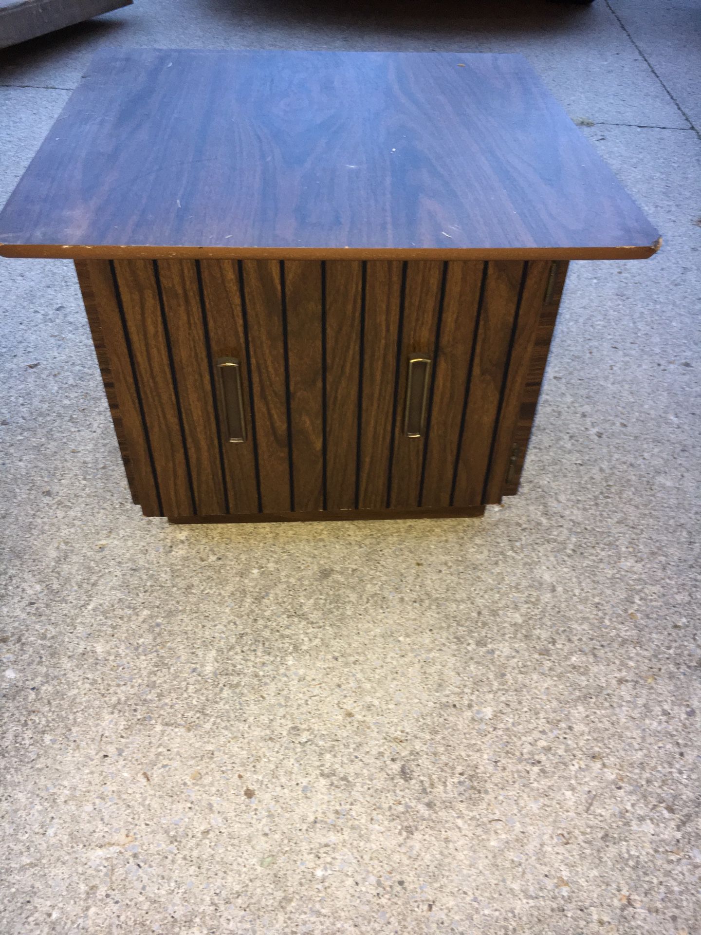 End table