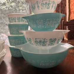 Turquoise Vintage Pyrex Set 40 Pieces 