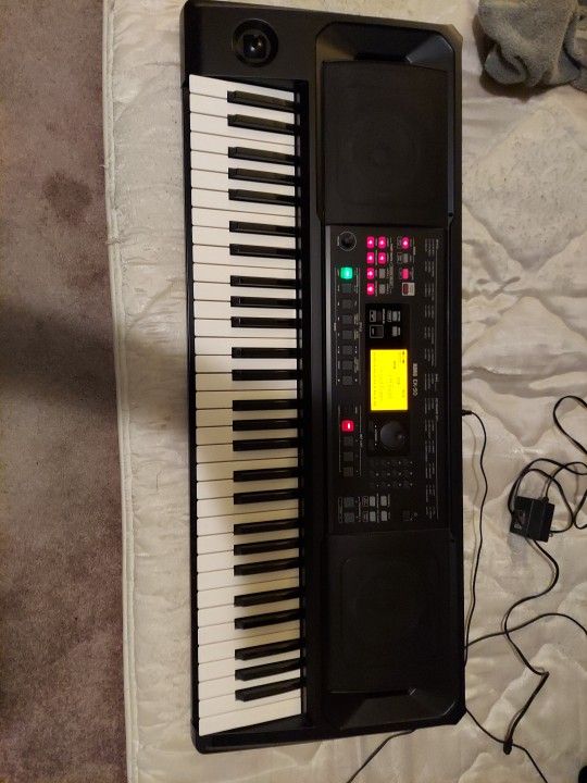 Korg EK-50 61-key Entertainer Keyboard With Power Cord