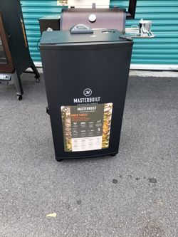 Masterbuilt 40" electric Smoker