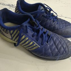 Nike Lunar Gato Soccer Shoes 