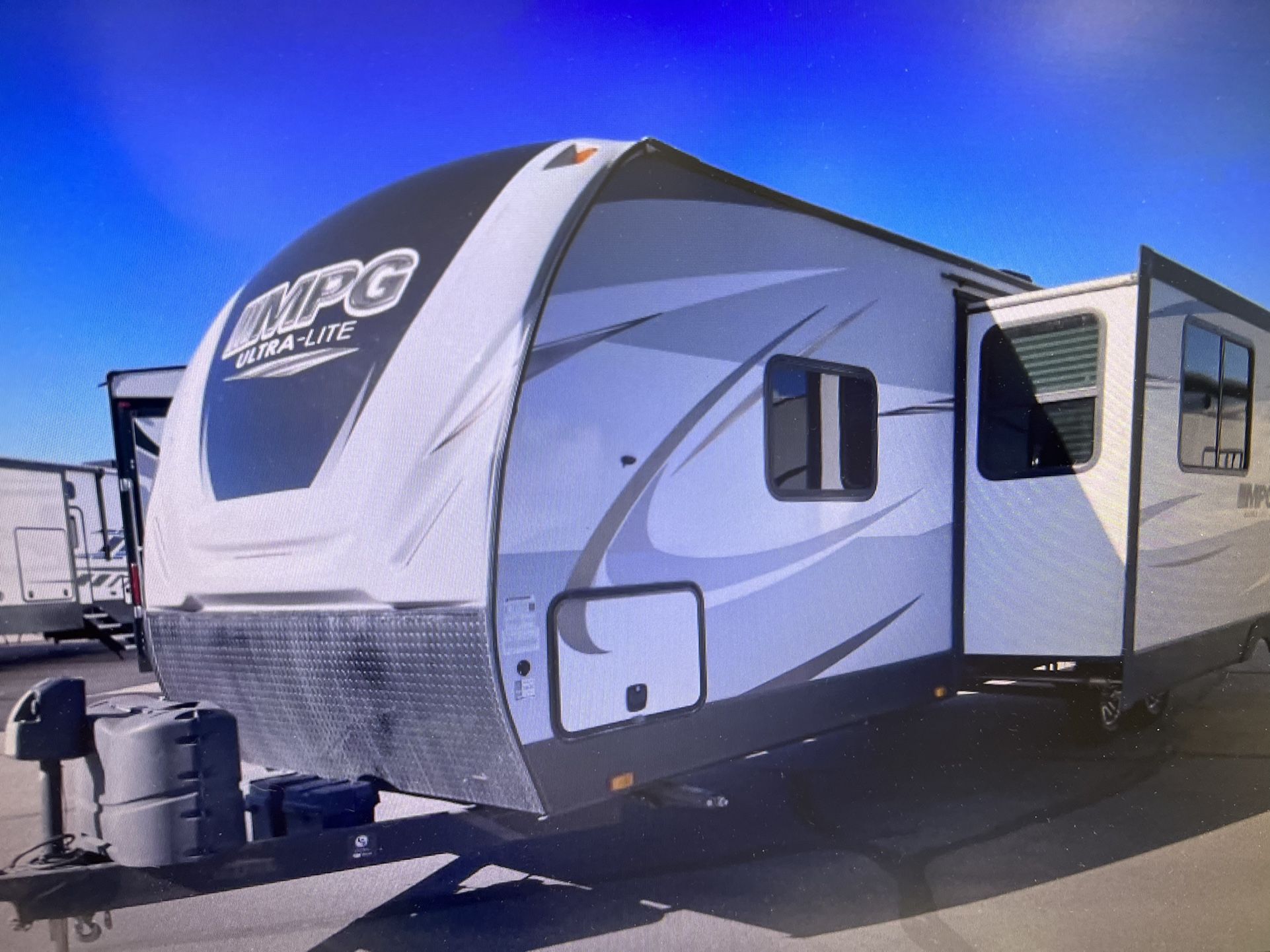 2018 MPG 2750BH