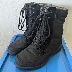 Snow Boots, Size 9 