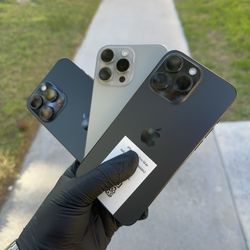 iPhone 15 Pro Max Factory Unlocked / International / Mexico