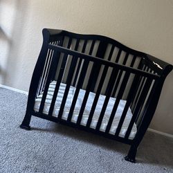 Baby Crib 
