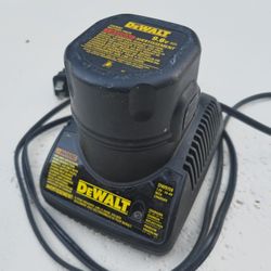 Battery Charger DeWalt DW9118 NiCD 9.6V Cordless Drill Impact Driver Power Tool Battery Charger Battery Pack