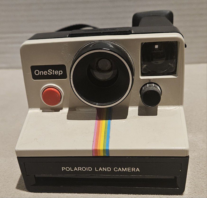 Vintage 1970s Polaroid SX-70 OneStep White Rainbow Stripe Land Camera!
